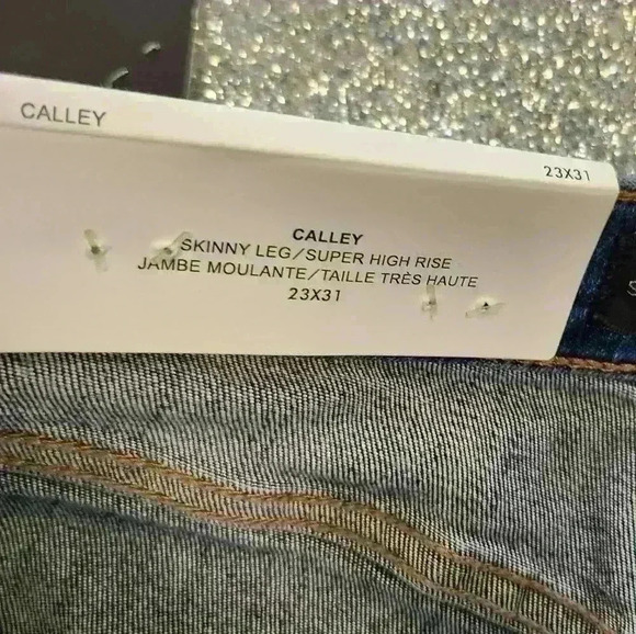 SILVER Calley Super High Rise Skinny Jeans - Picture 4 of 9